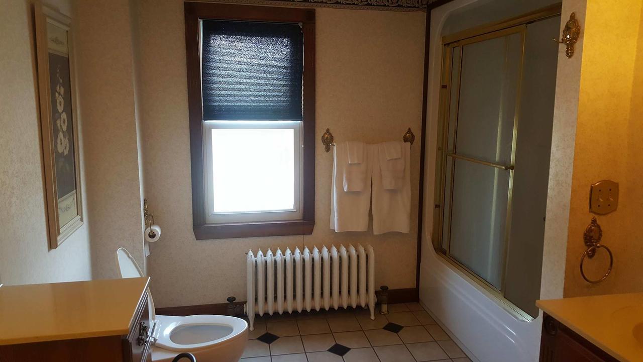 The Bradford Inn Towanda Exterior foto